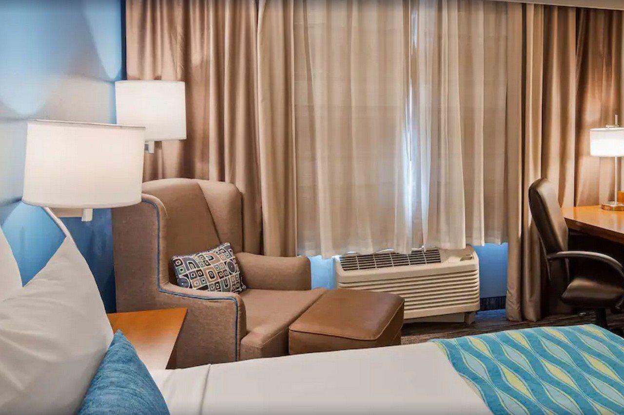 Best Western Wichita Northeast Exterior photo